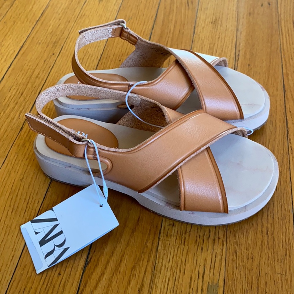 Velcro closure tan sandal